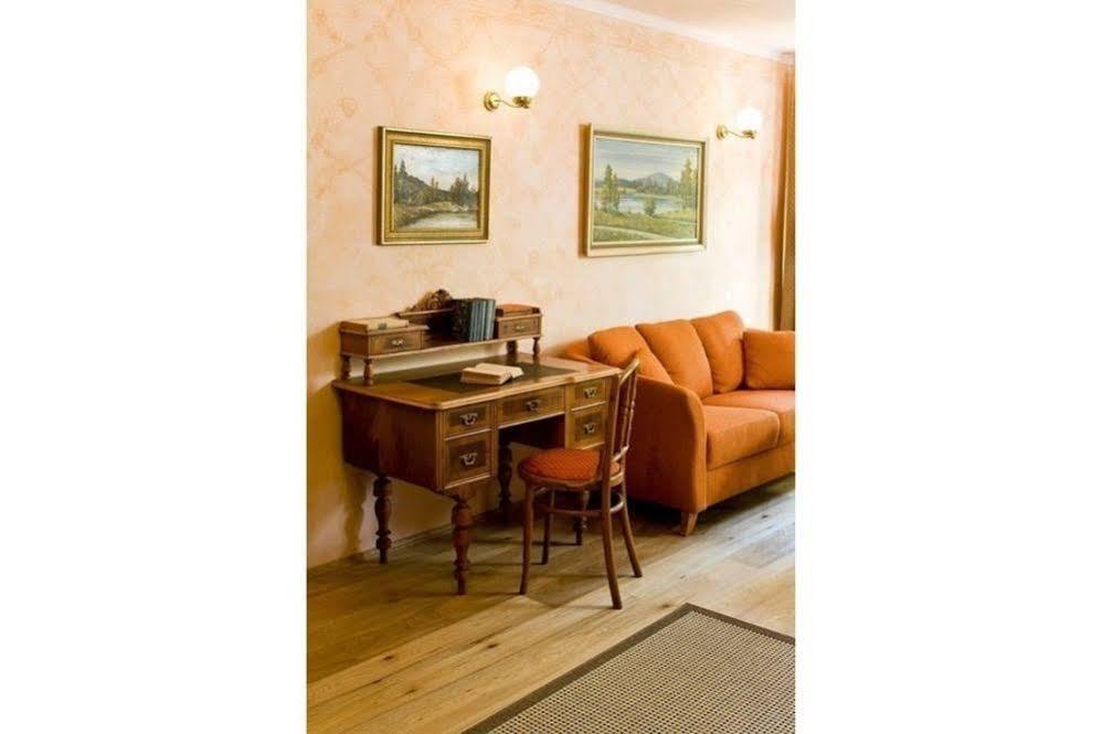 U Zvonu Apartments Cesky Krumlov Exterior photo